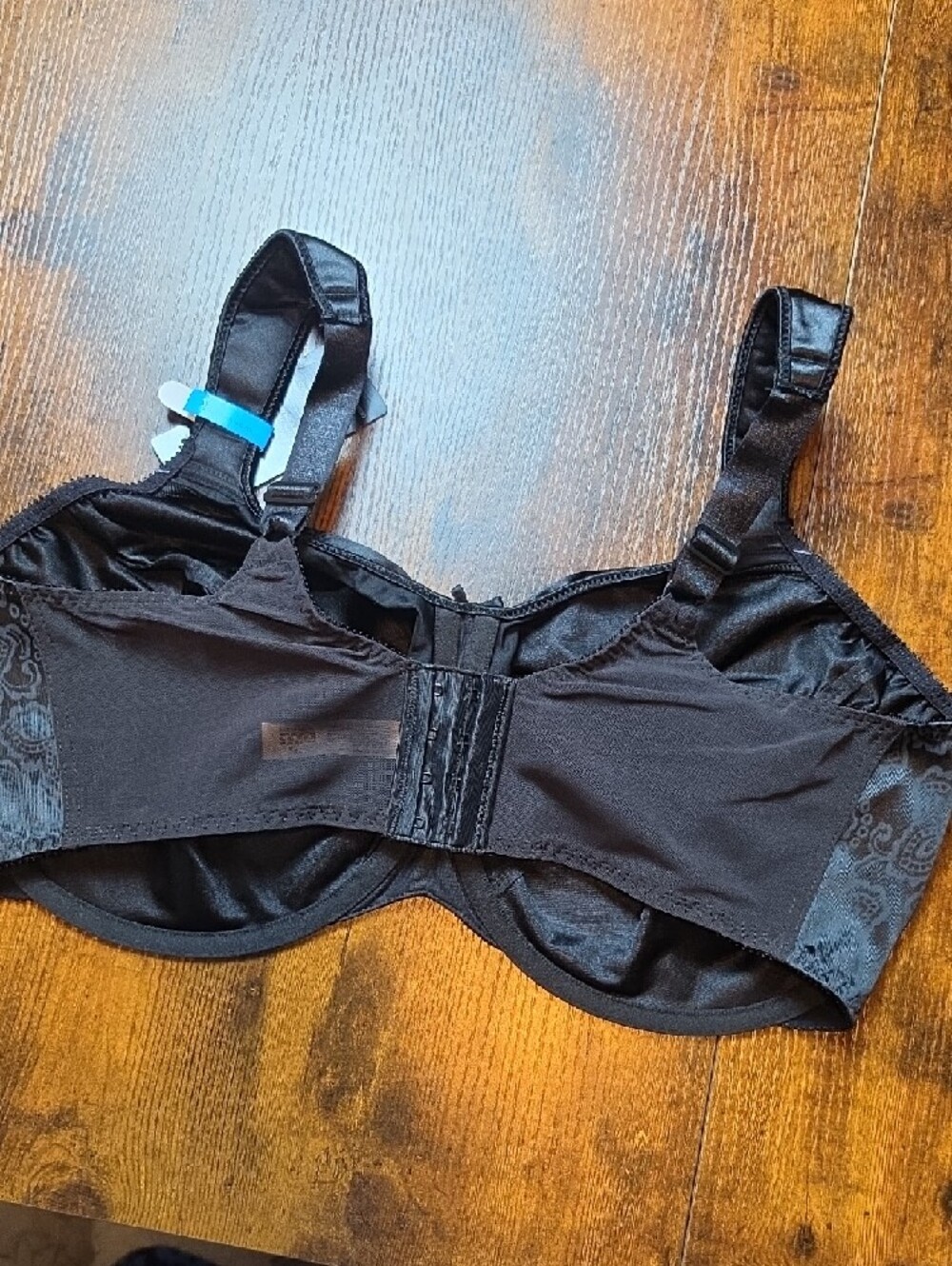 BALI Minimizer‎ Bra 42DDD | NWT Black Underwire Smoothing Bra Style DS3562 - Picture 4 of 6